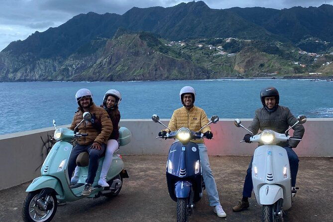 vespa-primavera-24-hour-rental-in-madeira-2