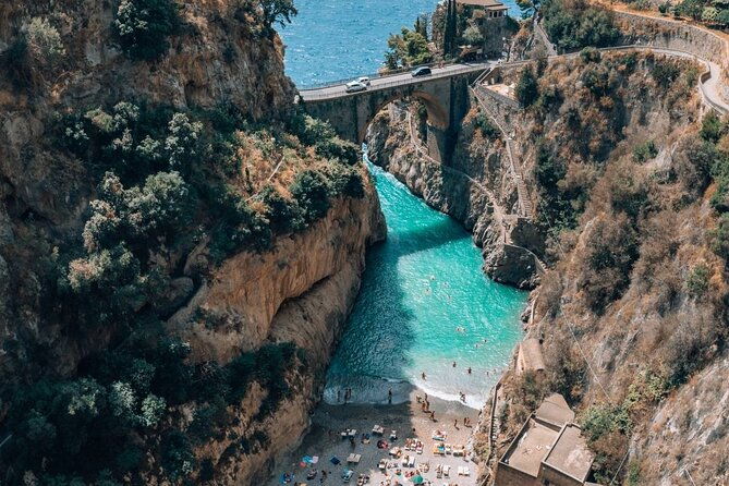 vespa-rental-to-visit-sorrento-amalfi-coast-positano-and-more