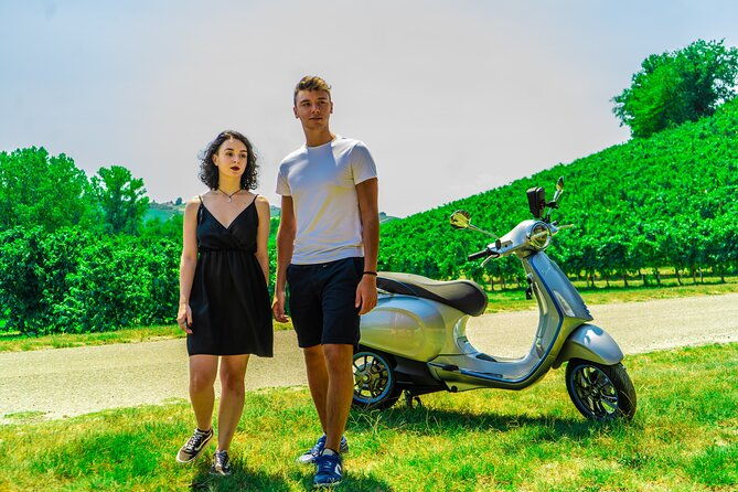 vespa-tour-in-the-langhe-with-winery-visit-and-lunch