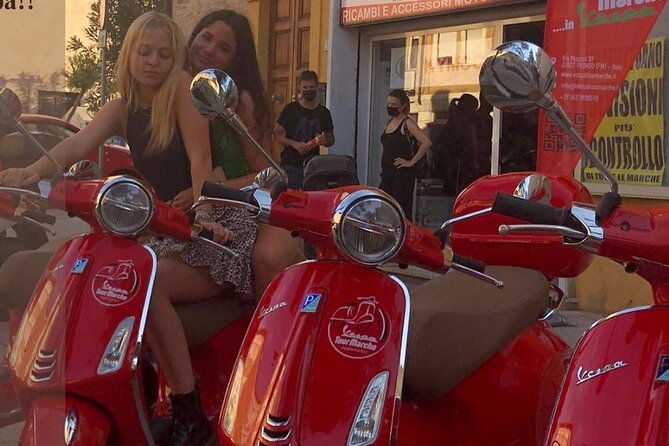 vespa-tour-with-written-guide-of-marche-in-valdaso