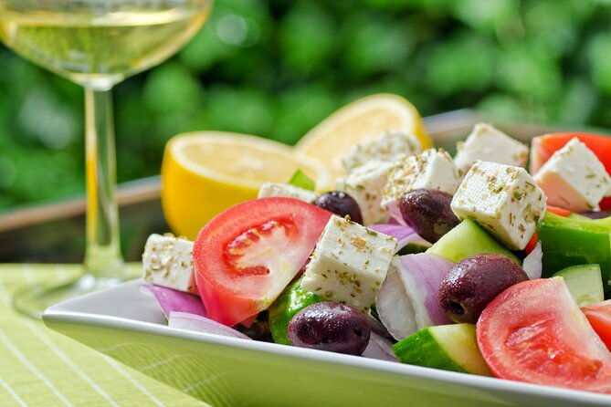 vine-dine-tale-11-plate-lunch-wine-discovery-cooking-mastery