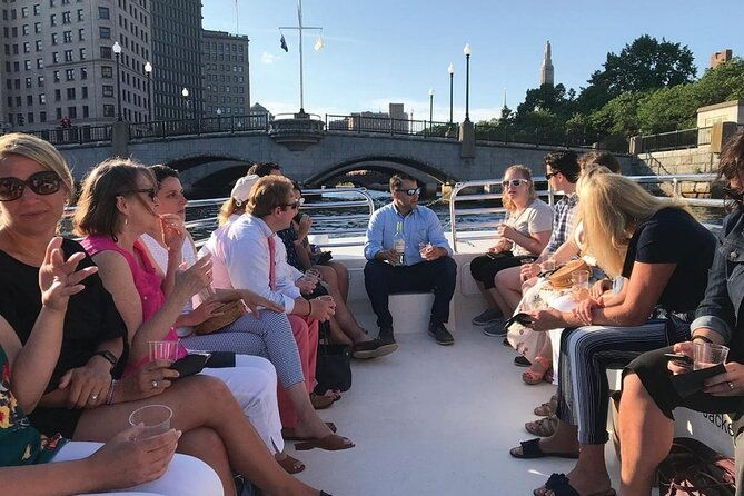 vineyard-voyages-floating-wine-tasting