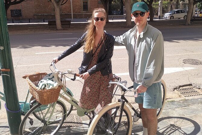 vintage-style-bike-rental-in-malaga-2