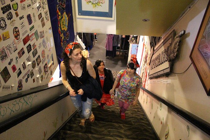 vintage-thrift-quest-walking-tour-in-philadelphia