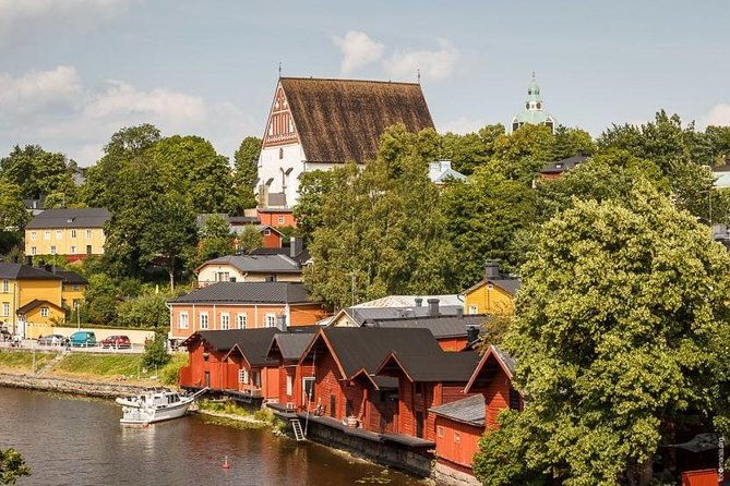 vip-helsinki-and-medieval-porvoo-private-service