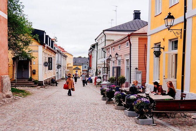 vip-private-half-day-trip-to-medieval-porvoo-from-helsinki-2