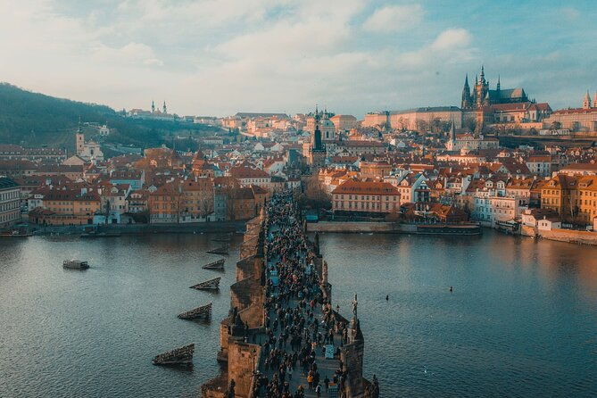 vip-tour-professional-photos-you-and-prague-best-monuments