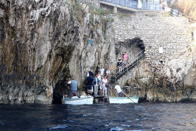 visit-the-blue-grotto-and-guided-tour-of-capri-and-anacapri