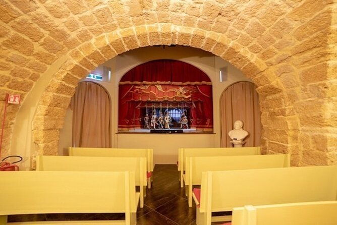 visit-to-the-museum-and-show-of-sicilian-puppets-in-syracuse