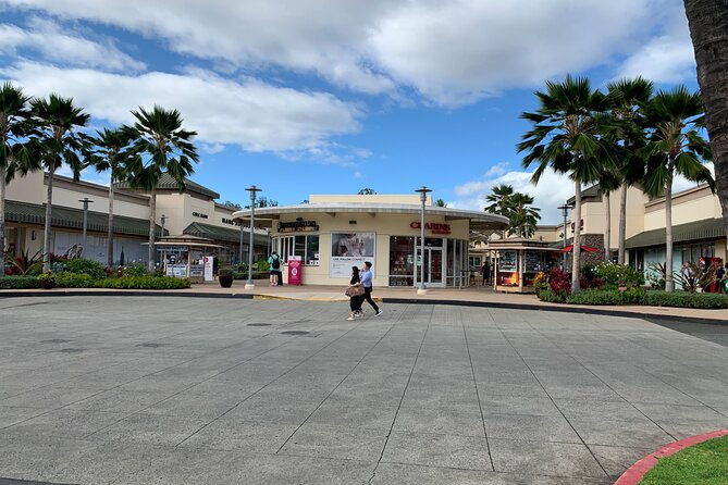 waikele-outlet-shopping-shuttle
