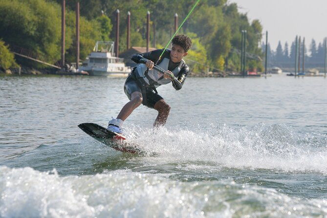 wakeboard-wakesurf-or-kneeboard-full-day
