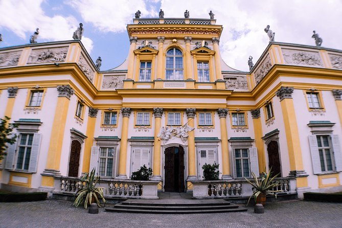 walking-audio-tour-of-wilanow-palace-grounds