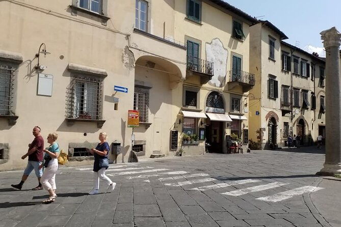 walking-tour-of-lucca-and-its-walls