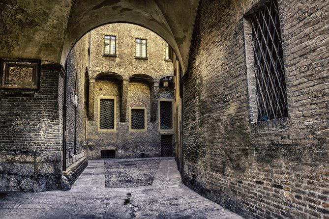 walking-tour-unveiling-bologna