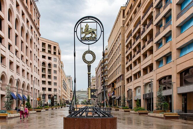 walking-yerevan-city-tour-with-5-wine-10-years-old-brandy