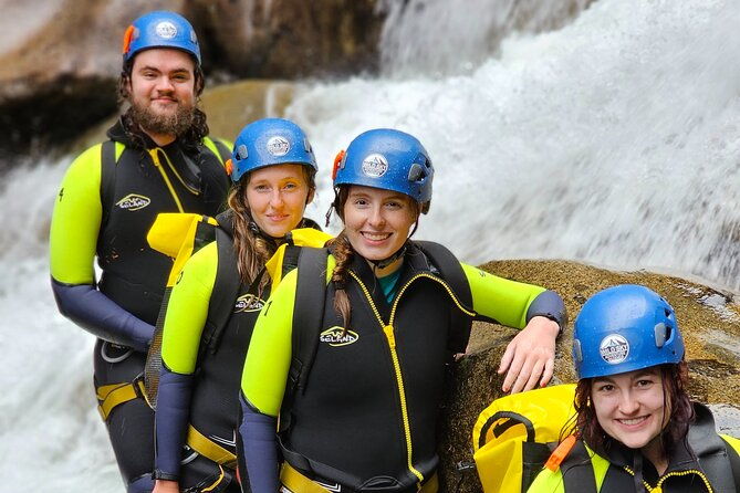waterfall-rappelling-canyoneering-adventure-photo-package