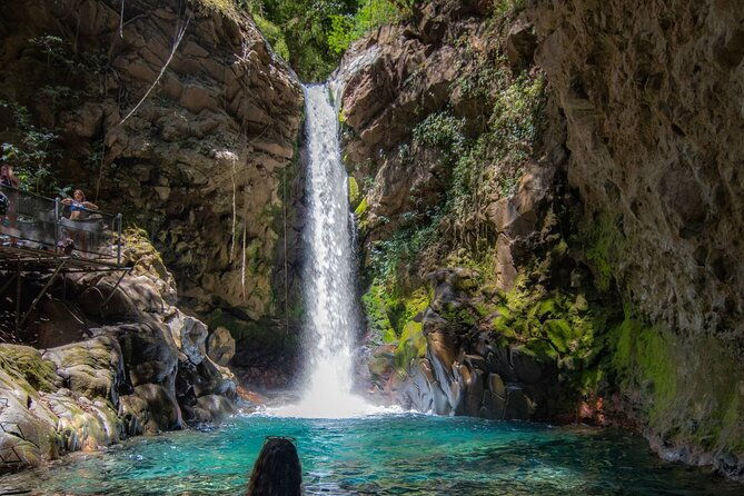 waterfall-swim-and-hiking-tour-at-volcano-rincon-de-la-vieja