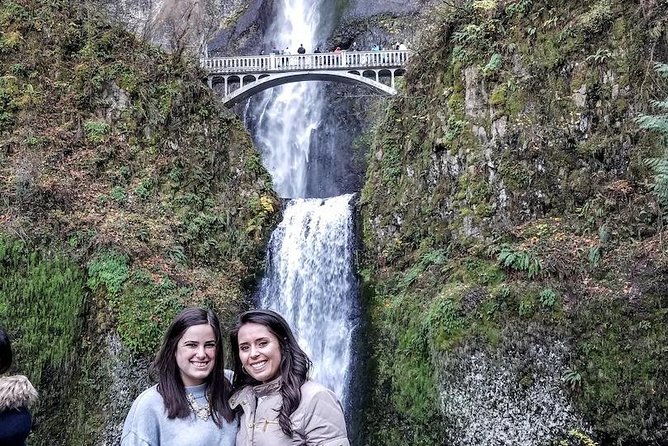 waterfalls-wine-tour-multnomah-fallsvineyardshood-river-combo-2
