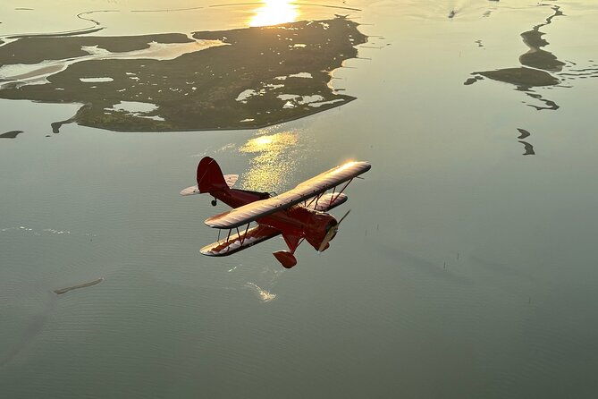west-end-tour-open-cockpit-biplane-ride