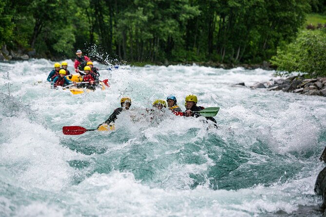 white-water-rafting-in-valldola