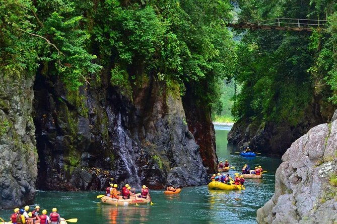 white-water-rafting-pacuare-river-full-day-tour-from-san-jose