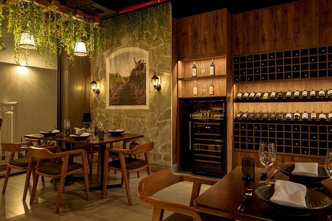 wine-tasting-experience-with-tasting-menu