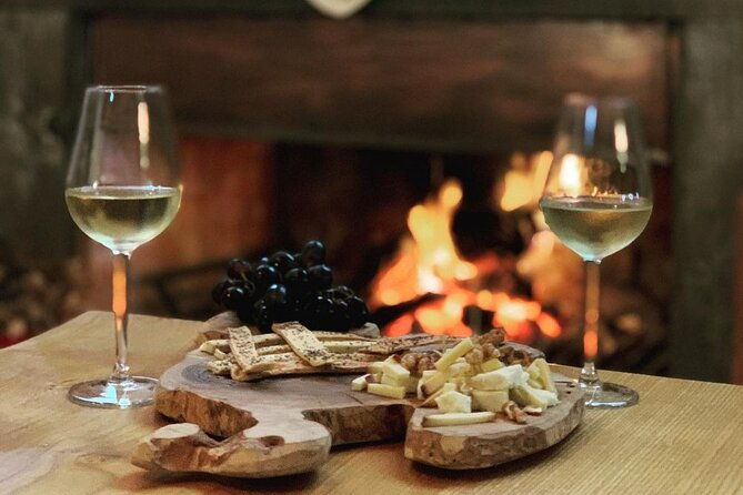 wine-tasting-tour-at-two-wineries-in-urla-turkey