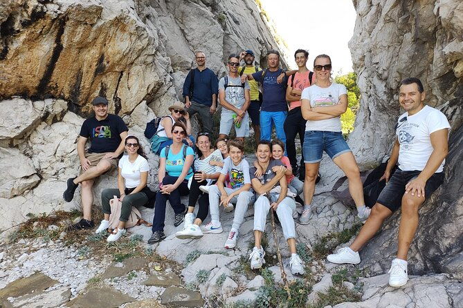 wine-trip-with-the-jolly-vintners-near-sofia