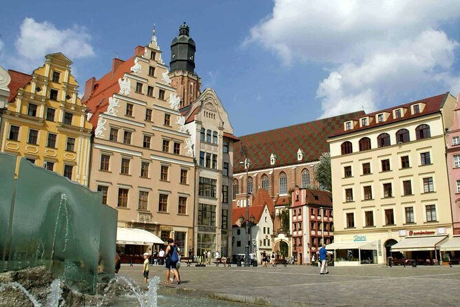 wroclaw-tour-with-e-bus-2-h-english-guide-group-1-4-people