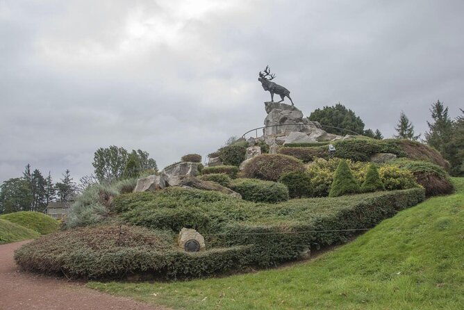ww1-somme-battlefield-thiepval-beaumont-hamel-day-trip-from-paris-3-7-pax