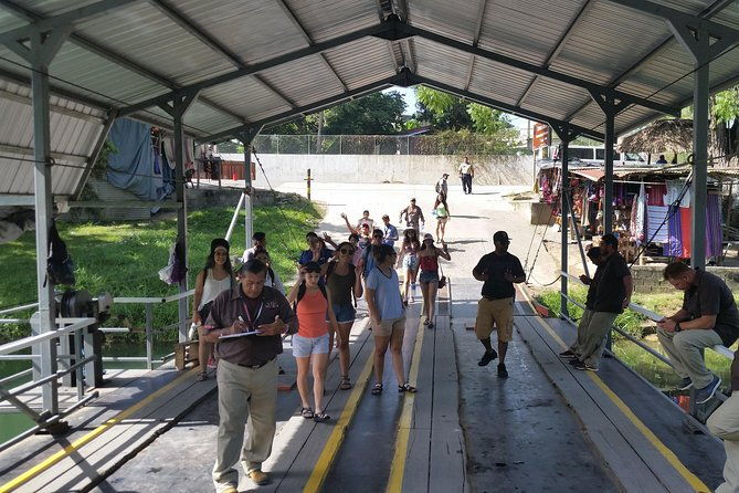 xunantunich-mayan-site-tour-with-lunch-from-belize-city