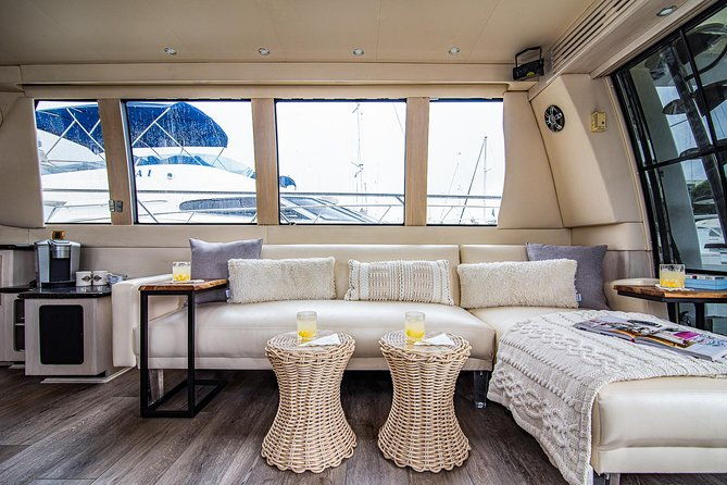 yacht-rental-charter-in-marina-del-rey-60-carver