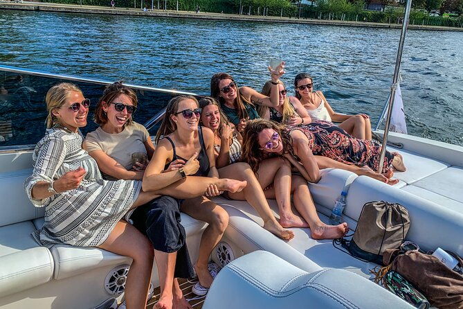 yacht-tour-in-frankfurt-for-up-to-12-guests