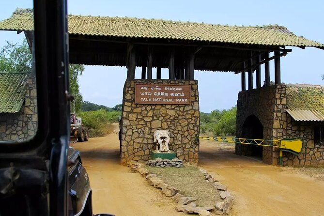 yala-national-park-private-jeep-safari-from-colombo-negombo
