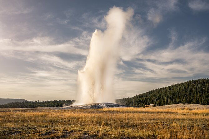 yellowstone-grand-teton-national-parks-small-group-3-day-tour