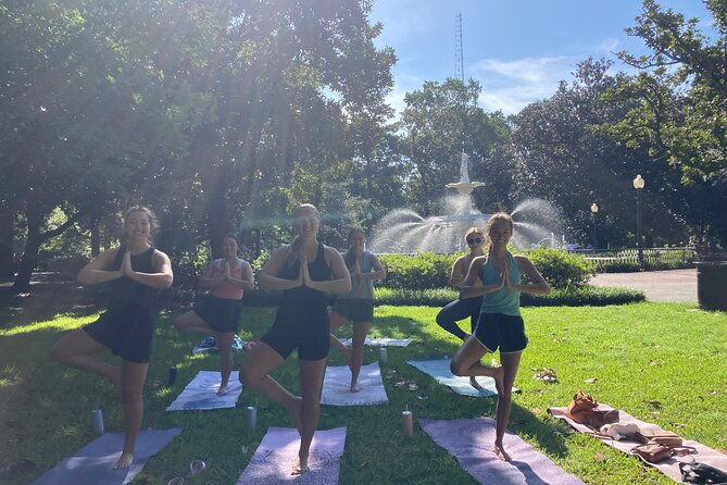 yoga-in-forsyth-park