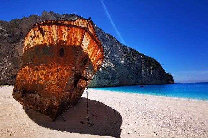 zakynthos-early-morning-shipwreckblue-caves-and-view-point-small-group