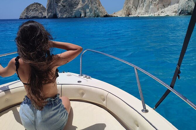 zakynthos-private-cruise-to-turtle-island-keri-caves-mizithres