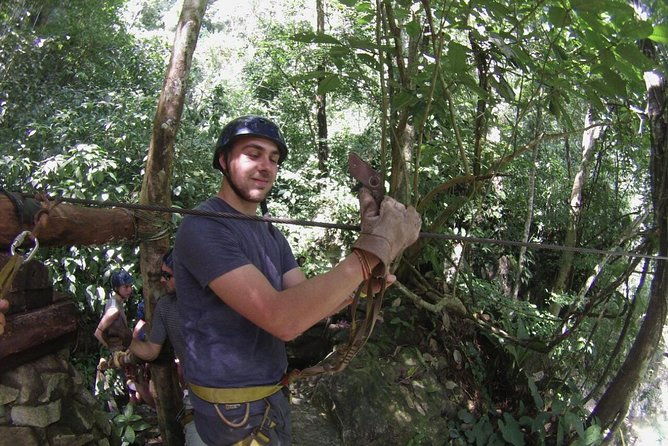 zipline-adventure-from-medellin