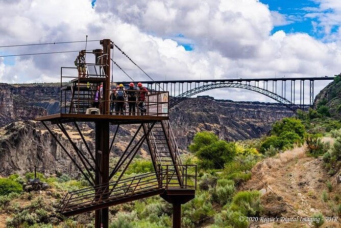 zipline-adventure-in-the-snake-river-canyon