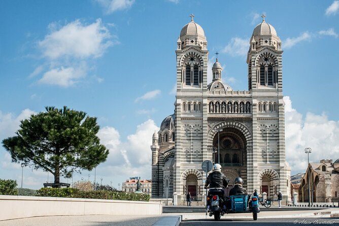 2h-city-tour-marseille