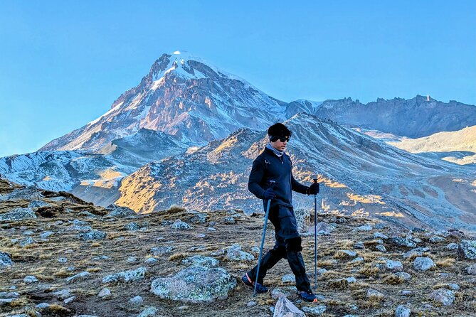 3-day-hiking-group-tour-in-kazbegi-3
