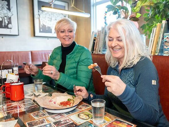 3-hour-shared-christmas-food-tour-with-guide-in-reykjavik