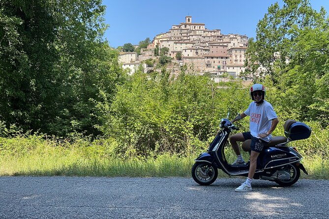 3-hour-vespa-tour-the-charming-castles-of-arcevia