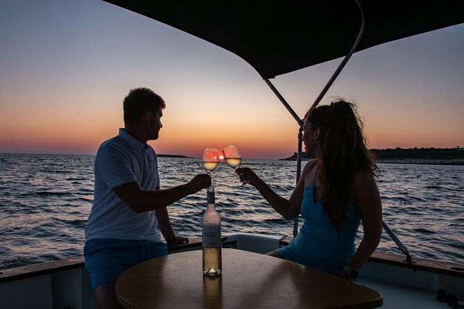 3-hours-private-wine-and-sunset-tour