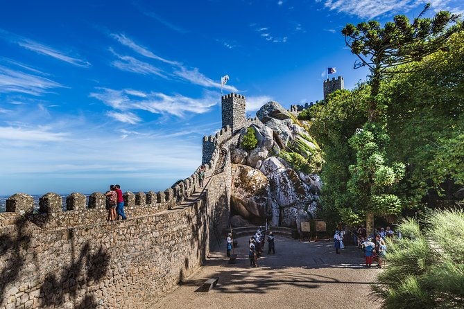 3-tours-private-tour-sintra-second-day-tour-fatima-third-day-tour-lisbon