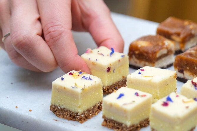 1-food-tour-in-rotterdam-eat-enjoy-with-a-local-guide