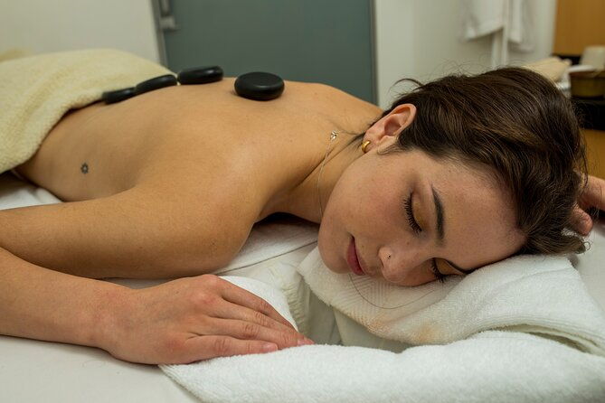 1-hour-decontracting-and-relaxing-with-stones-and-essential-oils
