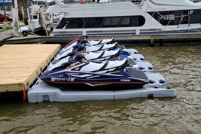1-hour-single-jet-ski-rental-in-seabrook-up-to-2-passengers-2