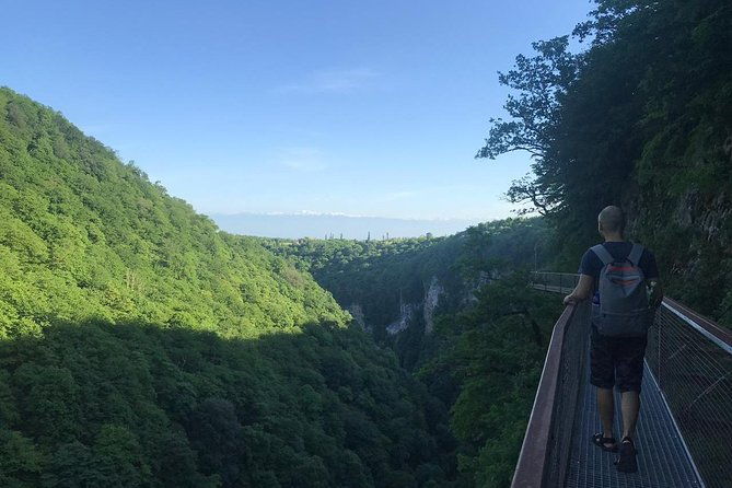 2-days-trip-to-west-georgia-caves-canyons-waterfalls-3